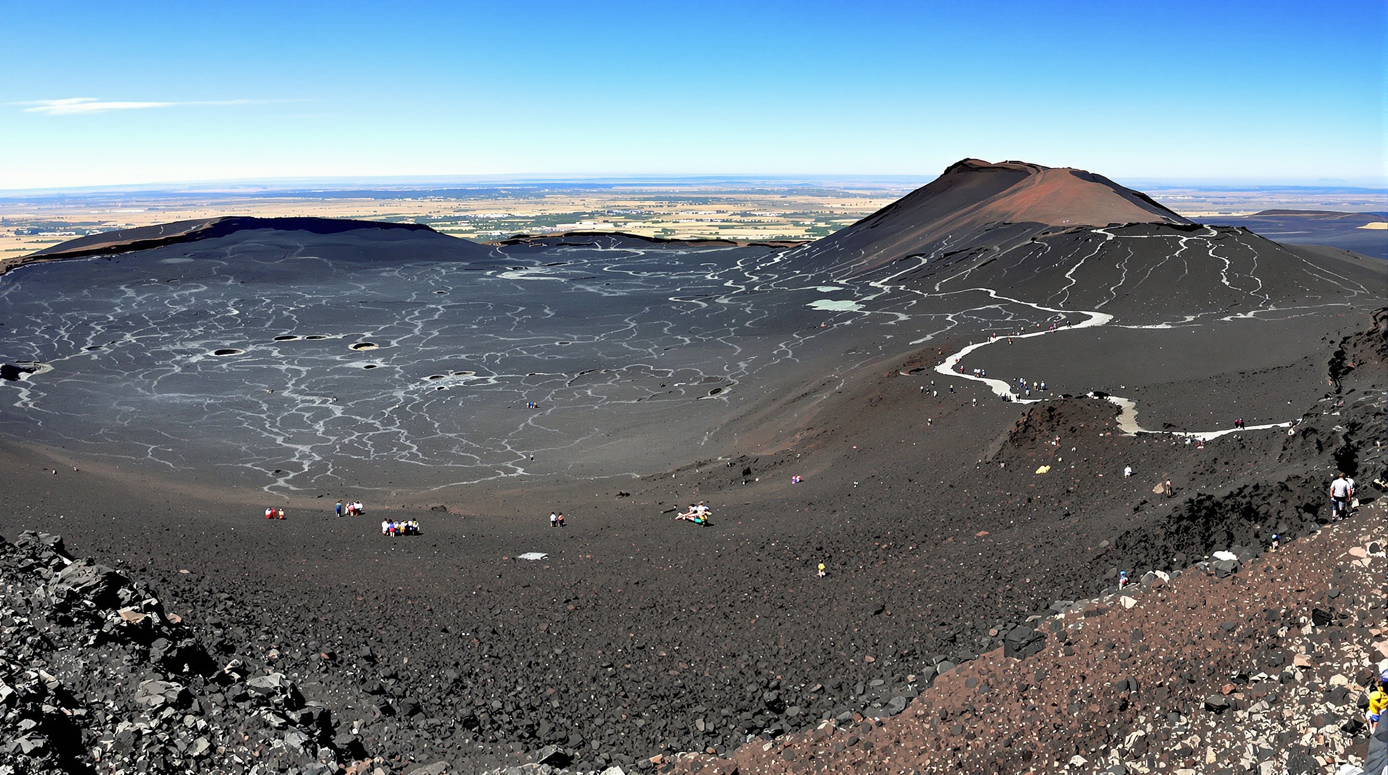 Cratères Silvestri Etna vue panoramique famille